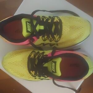 Nike zoom shoes